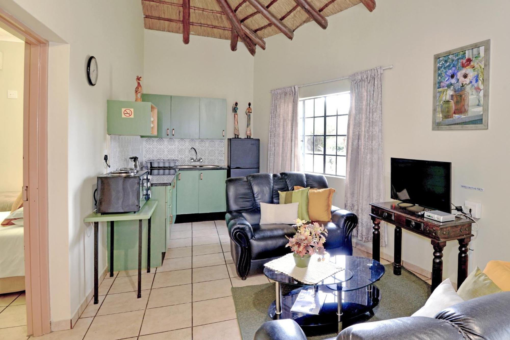 Komati River Chalets Komatipoort Buitenkant foto